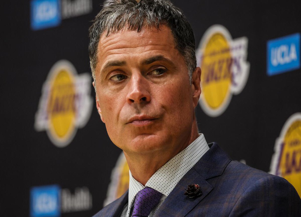 deadboylyfee's tweet image. Mark Walter if you’re a real demon you’ll get rid of both these goofies asap