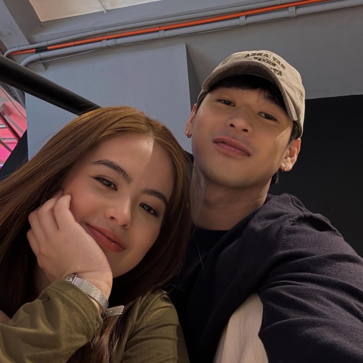 W1LBEAR's tweet image. NEW WILBEA SELFIE EVERYONEEEEE GET UPPPPP!!!! 😭😭😭😭