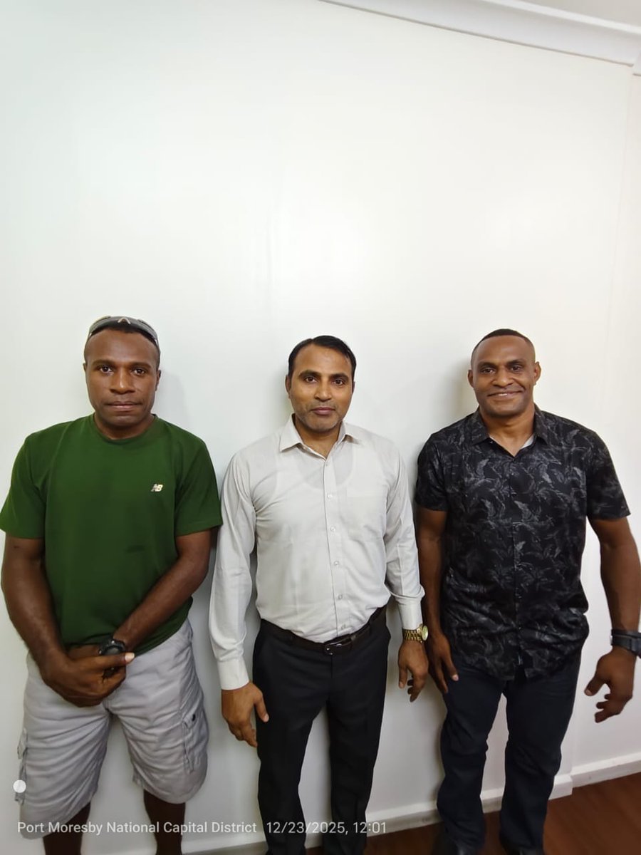 ind_png's tweet image. PNGDF officers Japheth Waka and Tommy Thompson Wambusuku have departed for India under the ITEC Defence Programme, undertaking 3-year and 2-year courses respectively. Best wishes were also shared by Mr. Davendra Singh, yoga teacher of HCI, Port Moresby
#PNGDF #ITEC #IndiaPNG