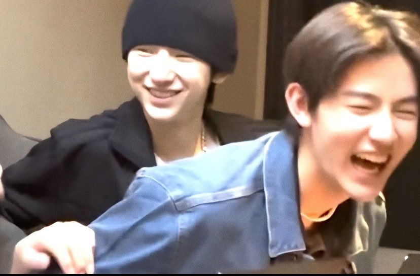 keonhyeonchae's tweet image. please never stop smiling seonghyeon ߹ - ߹ ♡