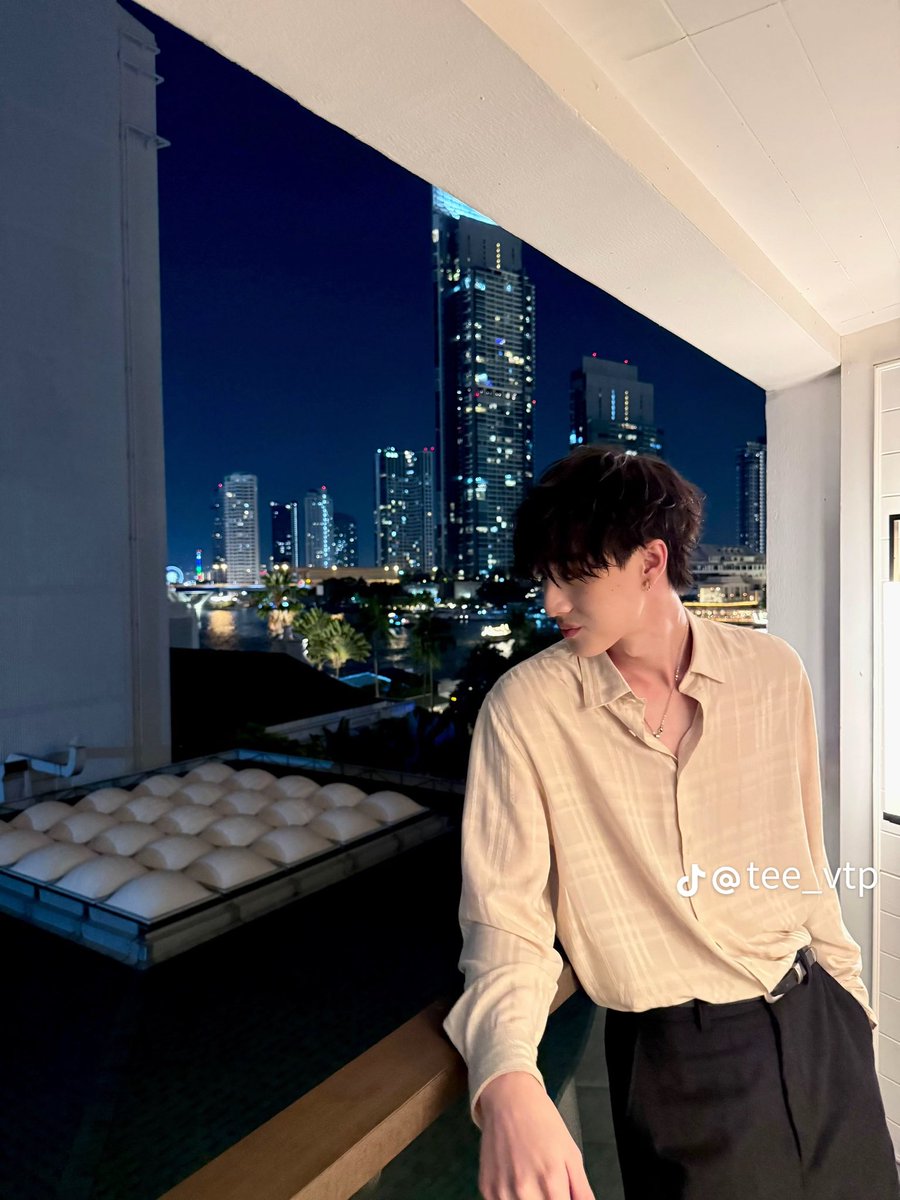 teevtp_home's tweet image. [120126]  TikTok update - tee_vtp

 ♡‧₊˚ ◡̎ ♡̷  @vitheepanich

😎

#tee_vtp #ธีรเดช