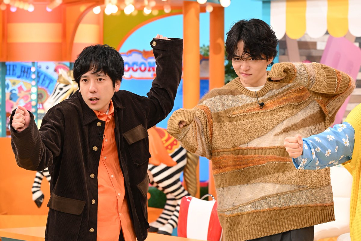 ninosan_ntv's tweet photo. 竹内さん&amp;JUMP有岡さん&amp;薮さん奮闘
4コマ漫画シアター🎞️

竹内さんの爆笑解答に
スタジオ大盛り上がり🤣
有岡さんが奇跡を起こす!?

#竹内涼真
#有岡大貴 #薮宏太 #HeySɑyJUMP 
#ニノさん 金よる7時🌈
#二宮和也 #菊池風磨 
#吉村崇 #ガンバレルーヤ https://t.co/7VtDORLhle