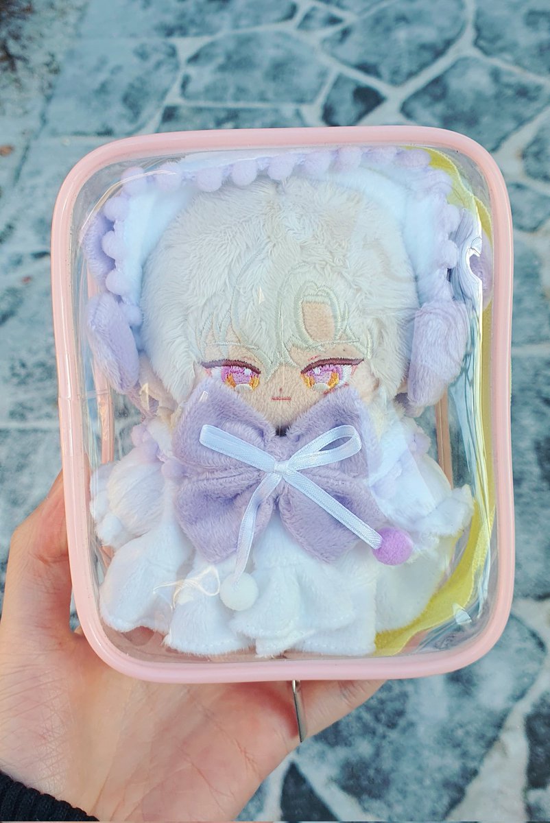 #오레오솜
#오레오_렌티

오늘 많이 미끄럽더라...출근하다가 넘어질 뻔했었음ㅠ(출근메이트 아들)