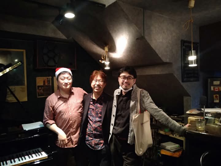 札幌ライブの2日目は「レイジーバード」　lazybird.info/top/　で同じく北垣 響（b）、伊藤宏樹（ds）とのトリオ。2日目でさらに息が合った演奏になると思います。乞うご期待！