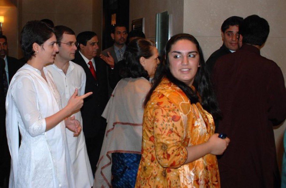 FabulasGuy's tweet image. लुक हु इस टॉकिंग, चीन में पाकिस्तान के साथ फैमिली गेदरिंग करने वाले

ये मीटिंग कोई चोरी चुपके नहीं हुई है, सबके सामने है ऑफिसियली है।