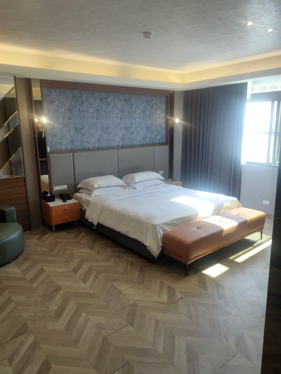 T&S高雄情侶 tweet media