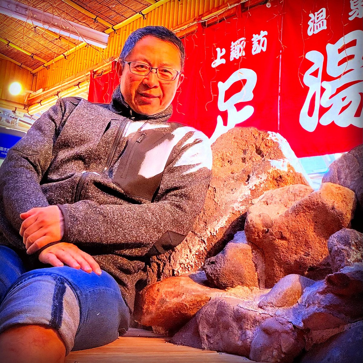 人生で10回目となる「青春18きっぷ」の旅。中央線の列車に揺られ、東京から甲府、八ヶ岳、伊那谷へと向かった三日間の冬の旅は、尽きることのない余韻と想像を残してくれた。昇仙峡に響く水音、野辺山の澄み渡る青空、高遠城下に漂う歴史の気配――それらは静かに心へと染み込んでいく。