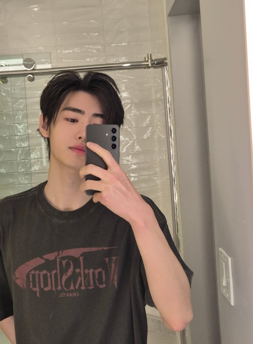 훈왼.org tweet media