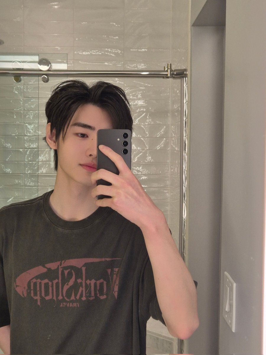 훈왼.org tweet media