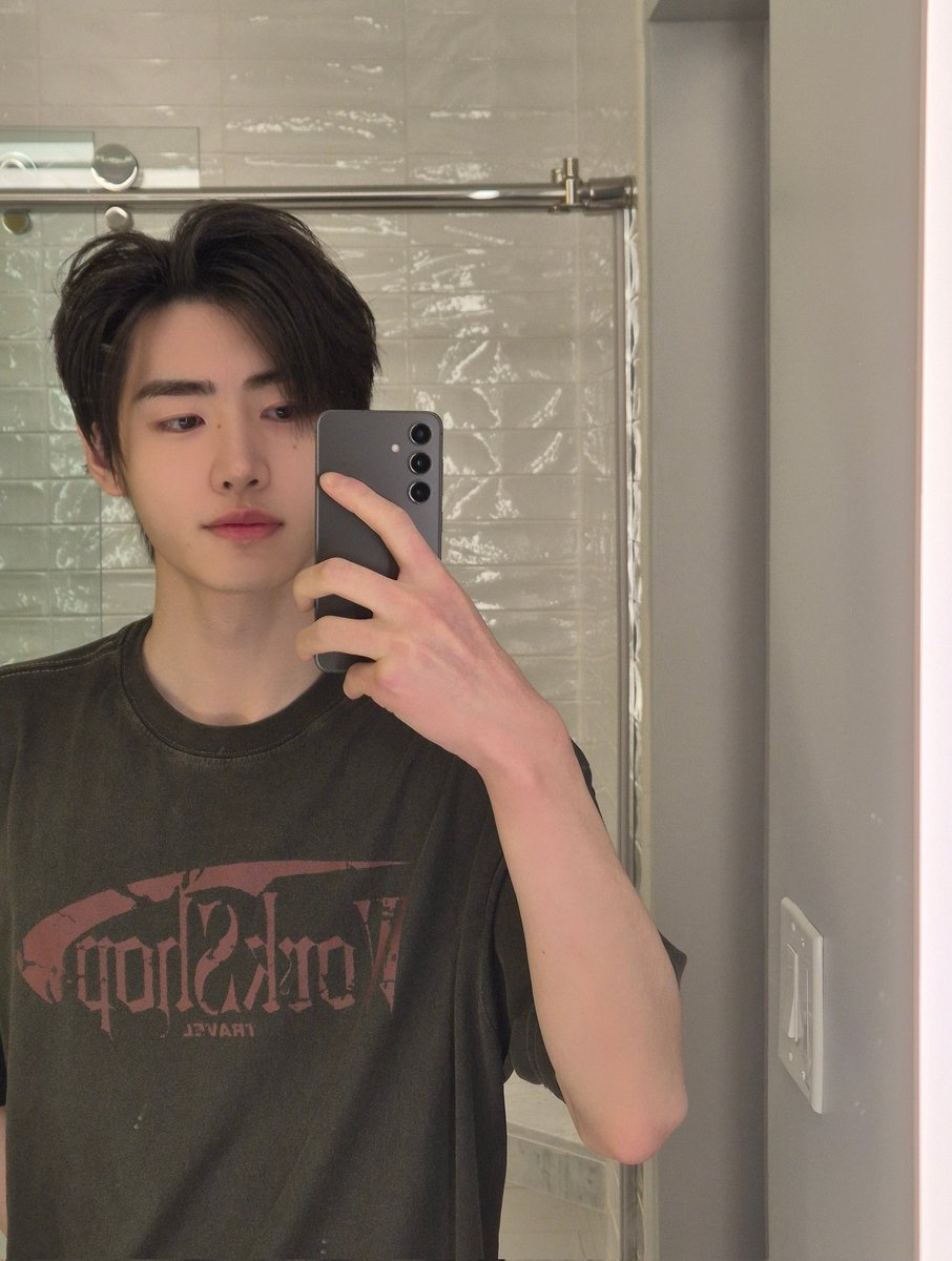 훈왼.org tweet media