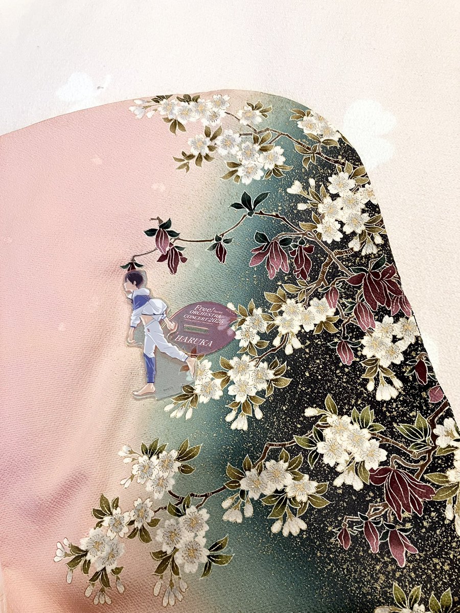 31Free0's tweet photo. 無事成人しました㊗️
Free!で大切な桜モチーフであり、私の好きな桜色の振袖を着れて良かった🌸🌸 https://t.co/SDp5iRMrfL