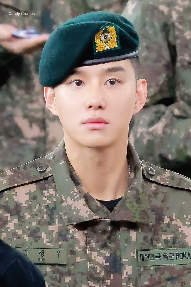 candycrumbs_JW's tweet image. 260113 수료식
🐶🫡

#정우 #JUNGWOO