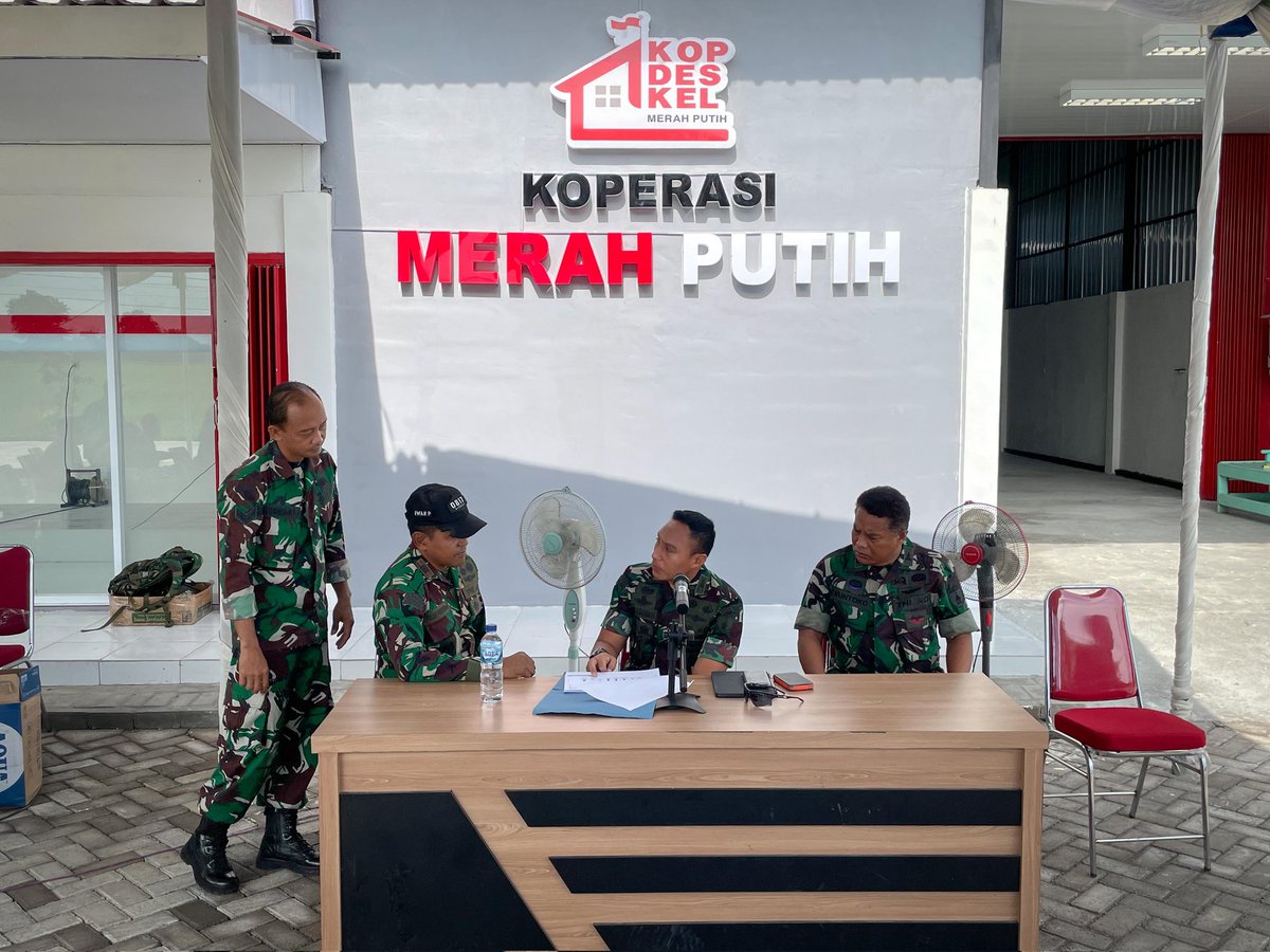 Dandim Gresik Ikuti Vicon Evaluasi Percepatan Pembangunan Koperasi Merah Putih garudasatu.id/dandim-gresik-…