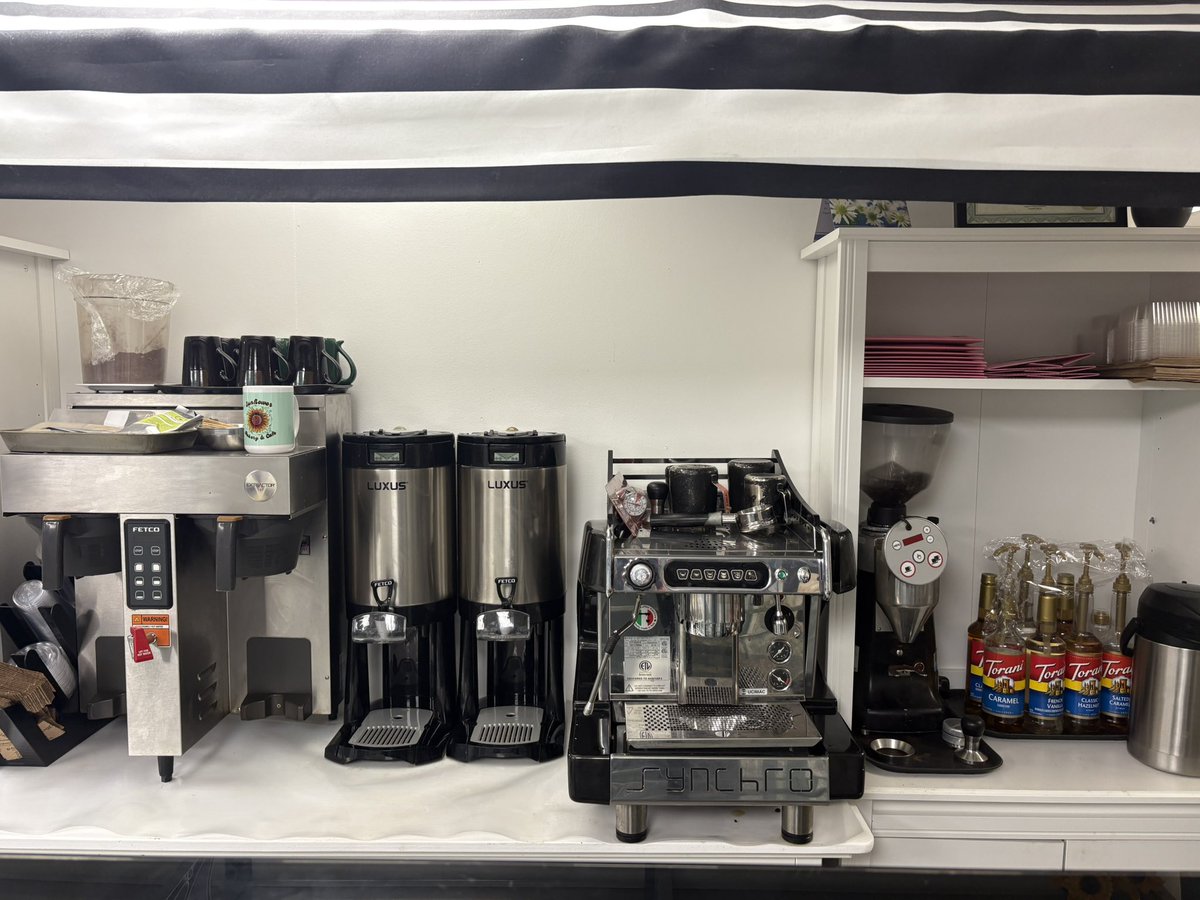 JakeRandall's tweet image. Finally got our espresso machine!