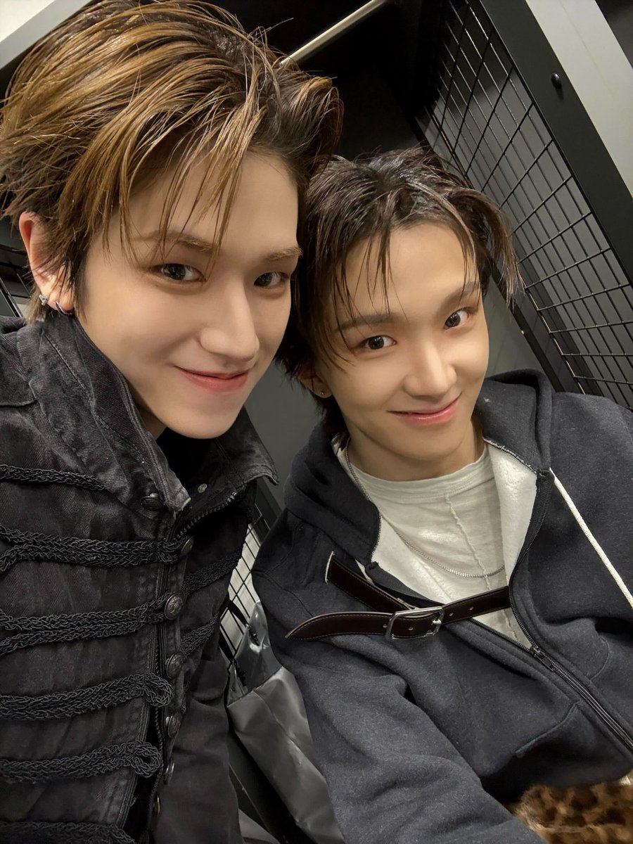 woon_1ucky's tweet image. 내가 너무너무너무 아랑하는 두부즈 셀카들 〰️ ///