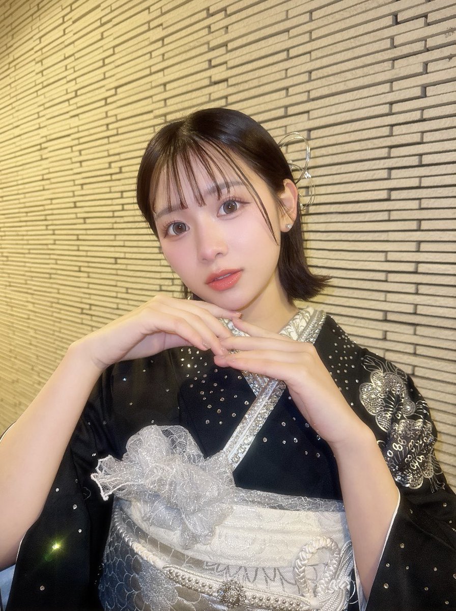 yua__u0201's tweet photo. 成人式の一日ってあっという間 https://t.co/i7Nad3v26m