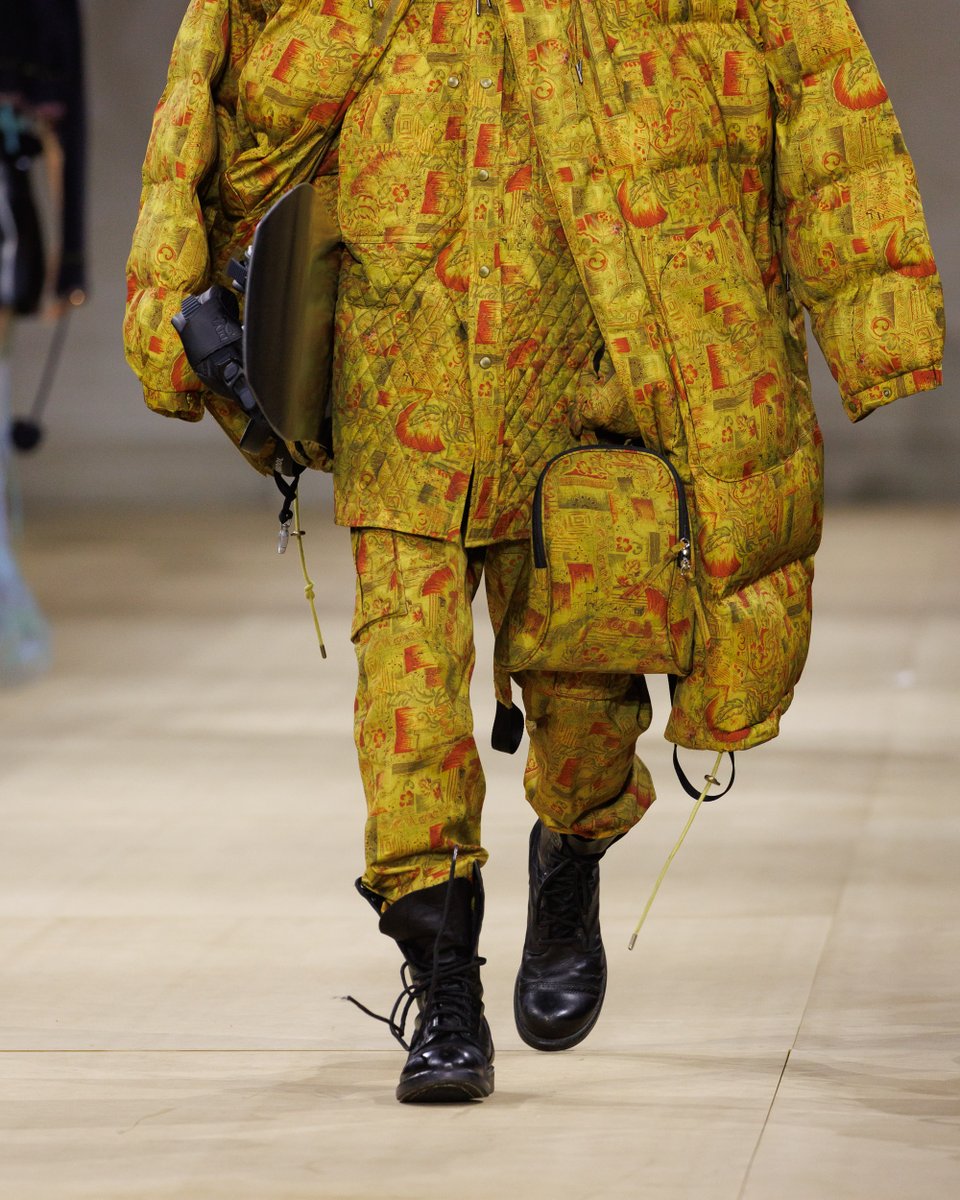 K*a様 ☆即完売品☆ 廃盤型 vivienne westwood 耳当て付きニ viviennewestwood ヴィヴィアン 耳当て ニット帽 【公式通販】