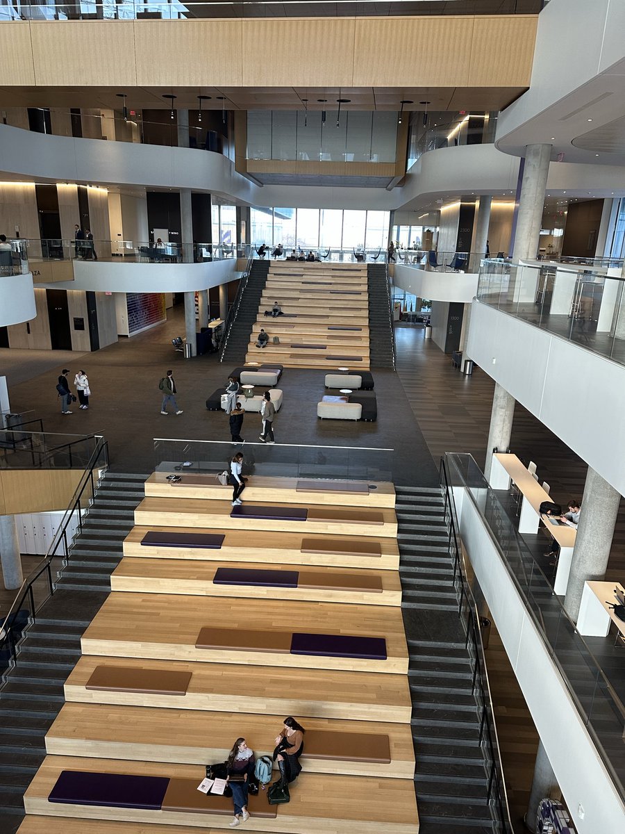 "كل من يتوقف عن التعلم يصبح عجوزاً، سواء كان في العشرين أو الثمانين. ولكن من يستمر في التعلم يبقى شابًا! أعظم شيء في الحياة هو أن تبقي عقلك شاباً"

مؤسس شركة فورد
هنري فورد