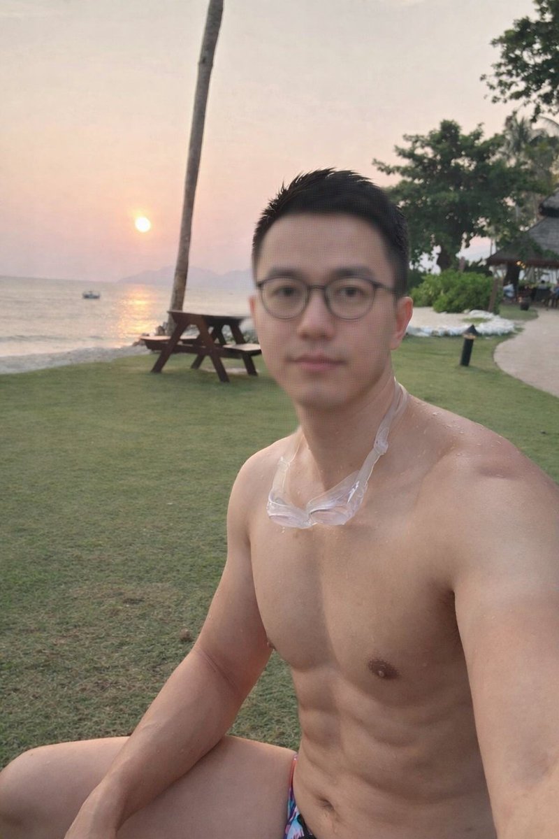 SwimmerSpeedo tweet media