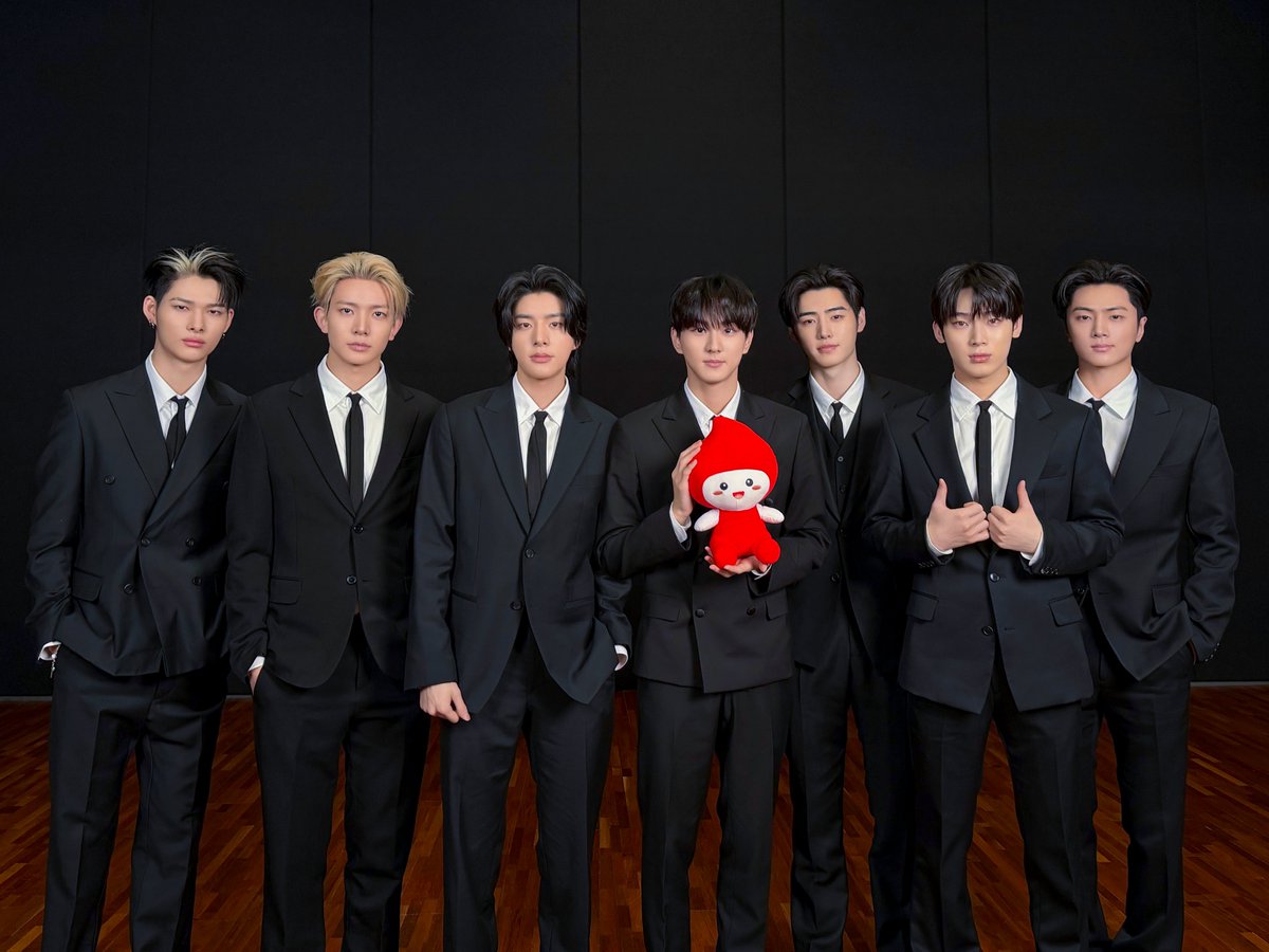 ENHYPEN's tweet image. [#오늘의ENHYPEN] 대한적십자사 헌혈 캠페인으로 인사 드릴 수 있게 되어 영광이에요❤️ 나눔의 가치가 더 많은 분들께 오래도록 이어질 수 있도록 함께할 테니, 많은 관심과 사랑 부탁드립니다! #260113 @ 대한적십자사 MOU