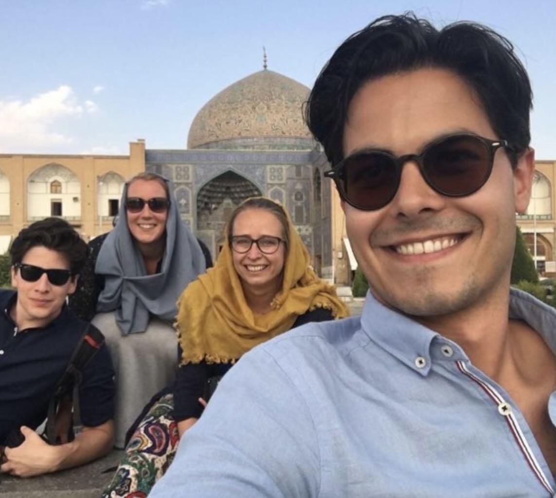 Nieuw 'Briefje van Jan' - aan Rob Jetten

buttkicken.nl/2026/01/13/bri…

#Nanninga #dobberneger #vakantie #Iran #alibivrouwen #briefjevanjan