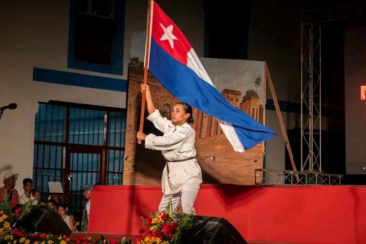 YanetsyTerry's tweet image. #ProvinciaGranma. Evocada en #Bayamo, la Quema de la ciudad, en su 157 aniversario. Un hecho vivo en nuestra alma de pueblo. #CubaViveEnSuHistoria. #CubaEstáFirme,  @PartidoPCC @AsambleaCuba @PresidenciaCuba @GobiernoCuba @GobiernoGranma @YudelkisOrtizB @InesMChapman