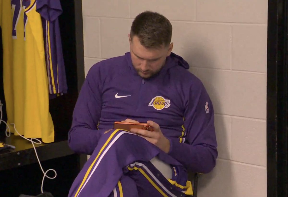 "It's such a shame that the Lakers are wasting Luka's prime. This team is trash!"
- BigLuka77Fan