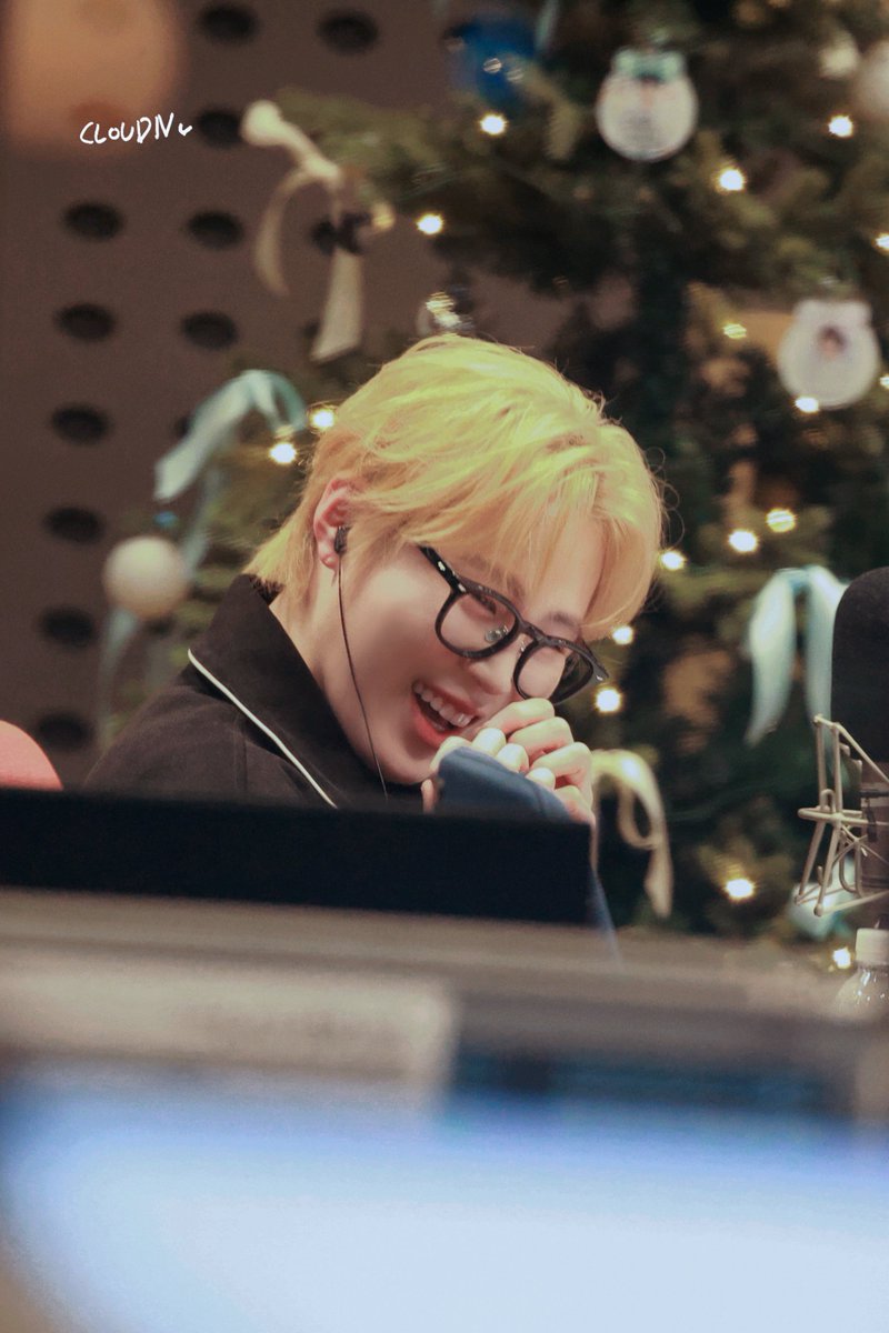 cloudn_hsw's tweet image. 260112 하성운 볼륨을 높여요

#하성운 
#HASUNGWOON