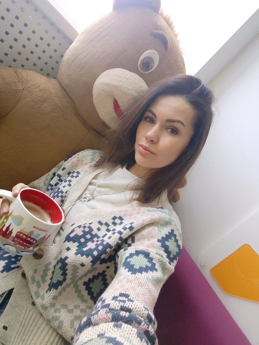 Коли мені зранку хочеться на ручки, я іду до цього ведмедя за 🫂
І доначу 🍩
Якщо запити це кавою - виходить непогано.
Всім тихого дня, будьте чемні і донатні 😘 
send.monobank.ua/jar/4zeqCJgMT7
PayPal: osmolovichtm@gmail.com