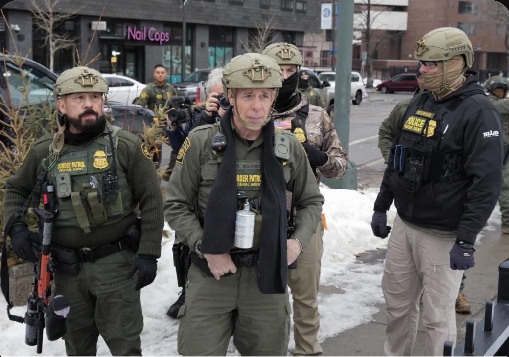 LePapillonBlu2's tweet image. Here are your “paid agitators.”