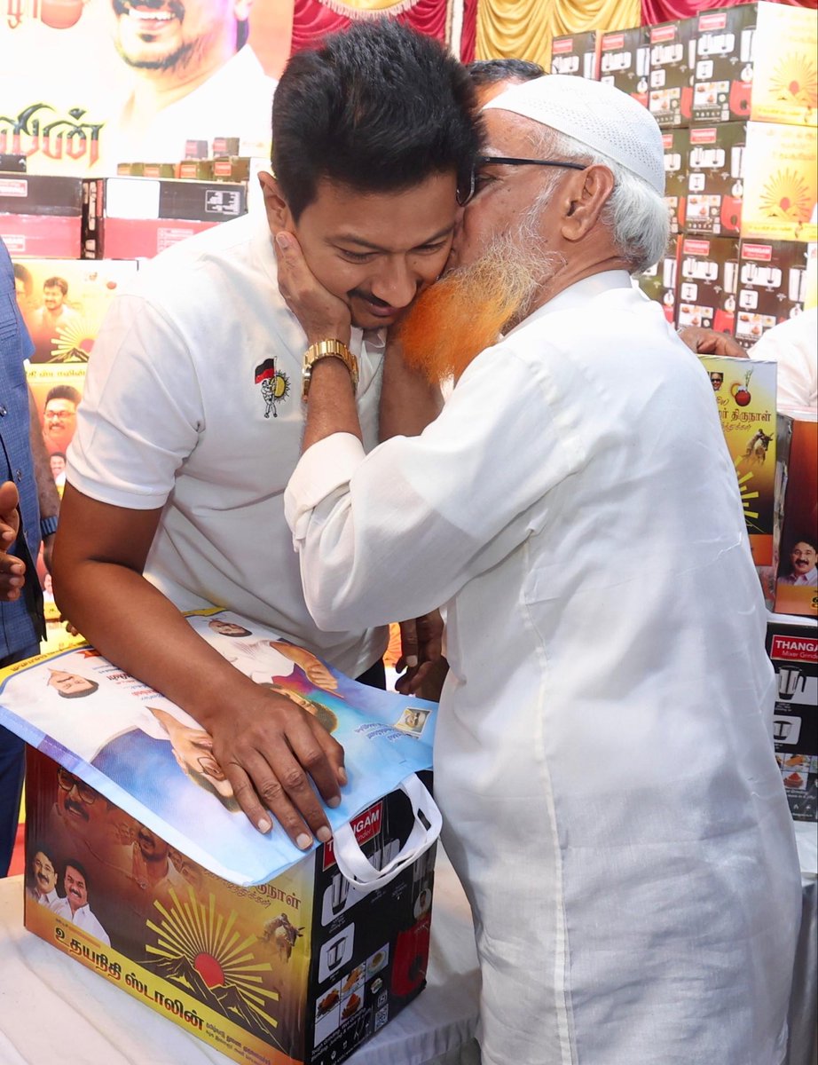 இந்த அன்பை போல 

வேறேது 🖤❤️