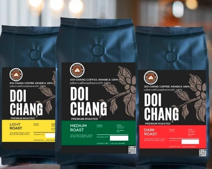 joe_black317's tweet image. กาแฟ GI ไทย ยอดขายสุดปัง ทะลุ 1.49 พันล้านบาท “กาแฟดอยสวนยาหลวงน่าน” ขึ้นแท่นอันดับ 1

ประเทศไทยมีกาแฟ GI (สิ่งบ่งชี้ทางภูมิศาสตร์) รวม 11 รายการ จาก 8 จังหวัด เช่น ดอยตุง, ดอยช้าง, ดอยสวนยาหลวงน่าน, ระนอง, เขาทะลุ, ถ้ำสิงห์ชุมพร เป็นต้น แต่ละตัวมีเอกลักษณ์เฉพาะจากสภาพดิน…