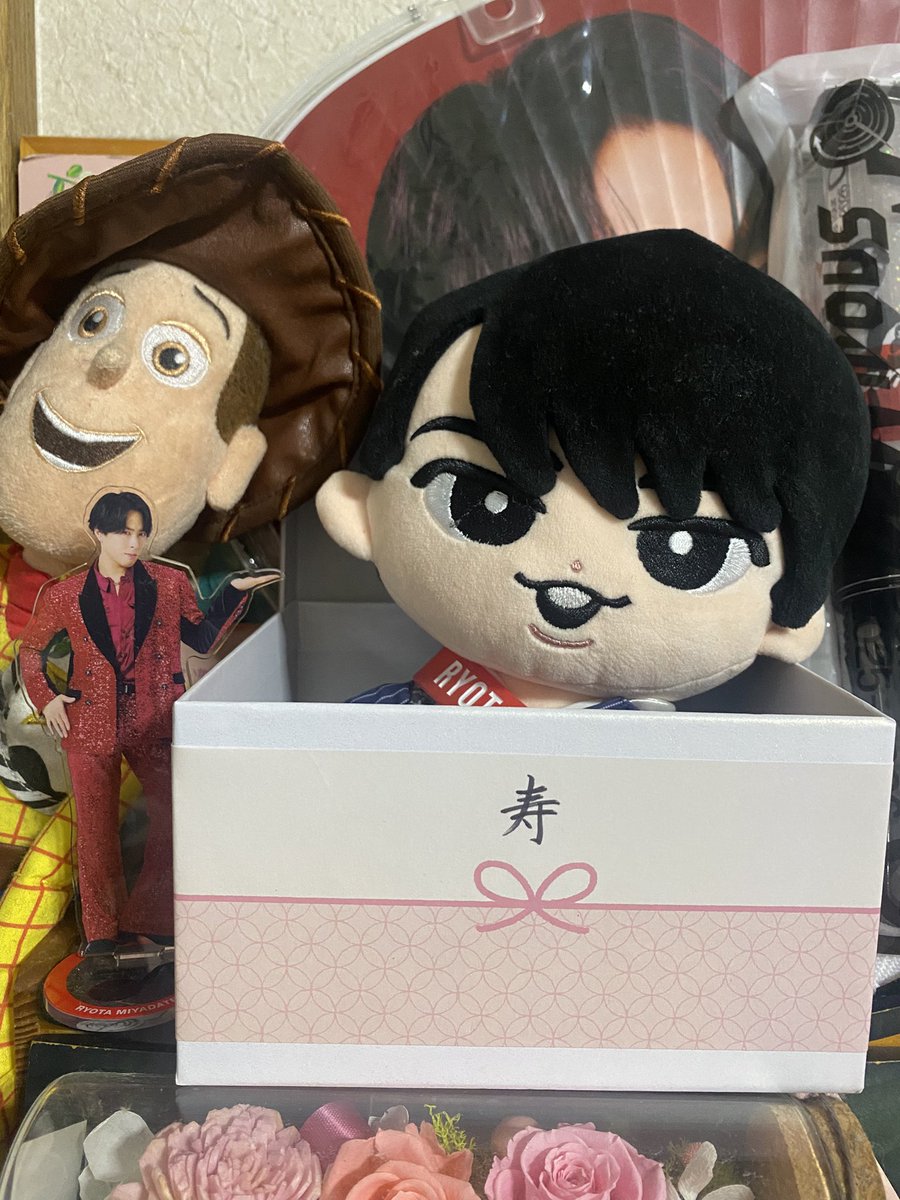 宮舘王国の市民 ページ 宮舘王国の市民 ページ 表紙解禁】宮舘涼太（Snow Man）が表紙に初登場