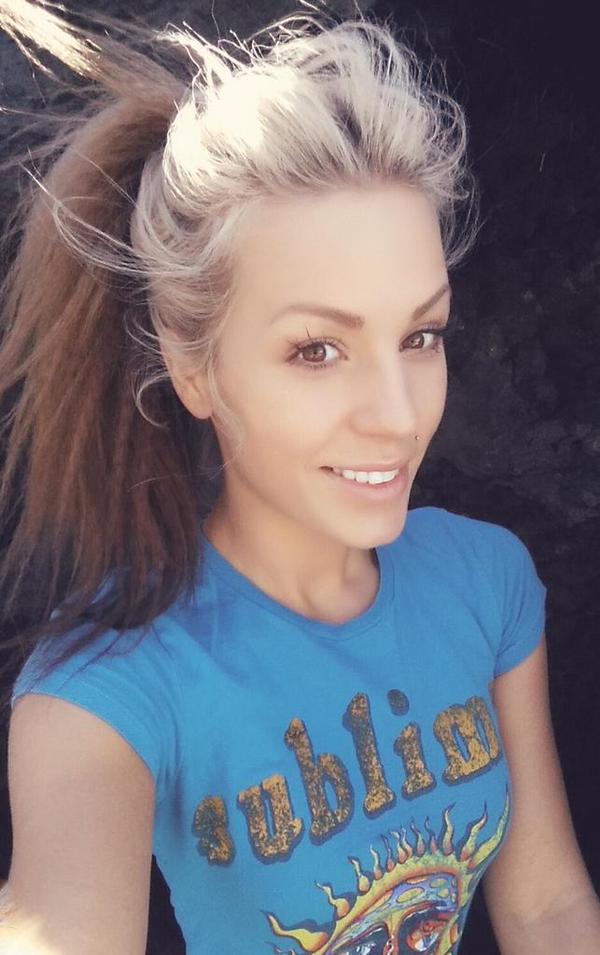 DashaJansen tweet media