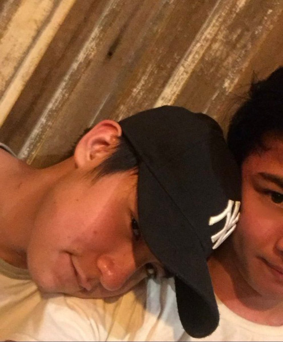 _fabby's tweet photo. @brentdaily_ Alam mo kung ano yung mas totoo? Hindi kasi sila talo ni mika in the first place. Alam ni @manalo_kitkit yan 🤭🏳️‍🌈 Mika “cover girl ni brent” Salamanca. #ManggagamitFamily https://t.co/oWl0AAc4Op