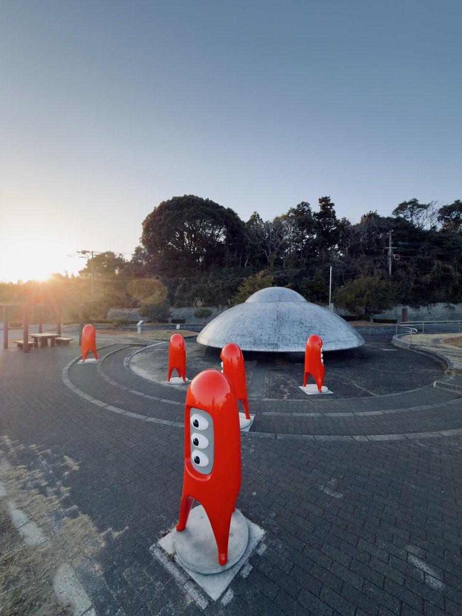 海に来た、らUFOに出会えるとは…
こっちの機体🛸で撮影したかった