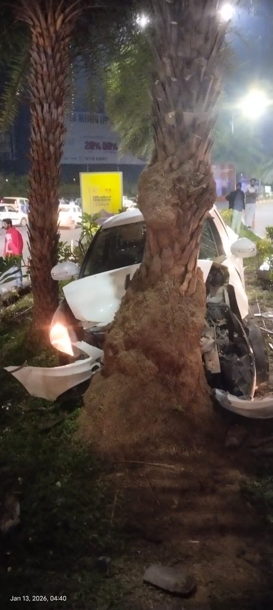 MuraliMK09's tweet photo. Near RGIA, Hyderabad today around 4:00am, my sister (5 months pregnant) & her mother met with a serious accident while traveling in an Uber, just 5 mins from the airport. This is because of Negligence and unskilled driver of @Uber_India, after this incident we were been informed by locals, immediately we informed to local Police by dailing 100 and also to 108. Police arrived after 40 mins, ambulance after 1 hour despite repeated calls @TelanganaDGP @TelanganaCOPs . After 1 hour they shifted to the nearest hospital. 
This is how our emergency response team is working in Telangana.Clear negligence by emergency services and Uber. No response yet. Unacceptable.
Now the Condition of my sister is very critical and undergoing surgery at @YashodaHospital hitec city.I sincerely request CM sir @revanth_anumula to kindly look into this incident and do the justice and don't leave who ever cause to this imcident🙏🏻
@TelanganaCMO @KTRBRS