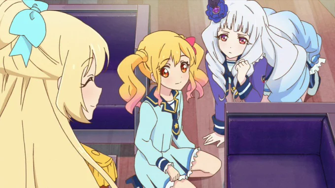 アイカツスターズ!目を離してると死にそうなカオの良いCV:上田麗奈アイドル(幼馴染み彼女持ち/氷属性)がいるので、わたたべのオタクもこの無料配信の機会に見て下さい。