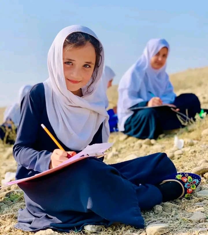 تعلیم عام کړئ⚘️ څې تربیه عامه سي