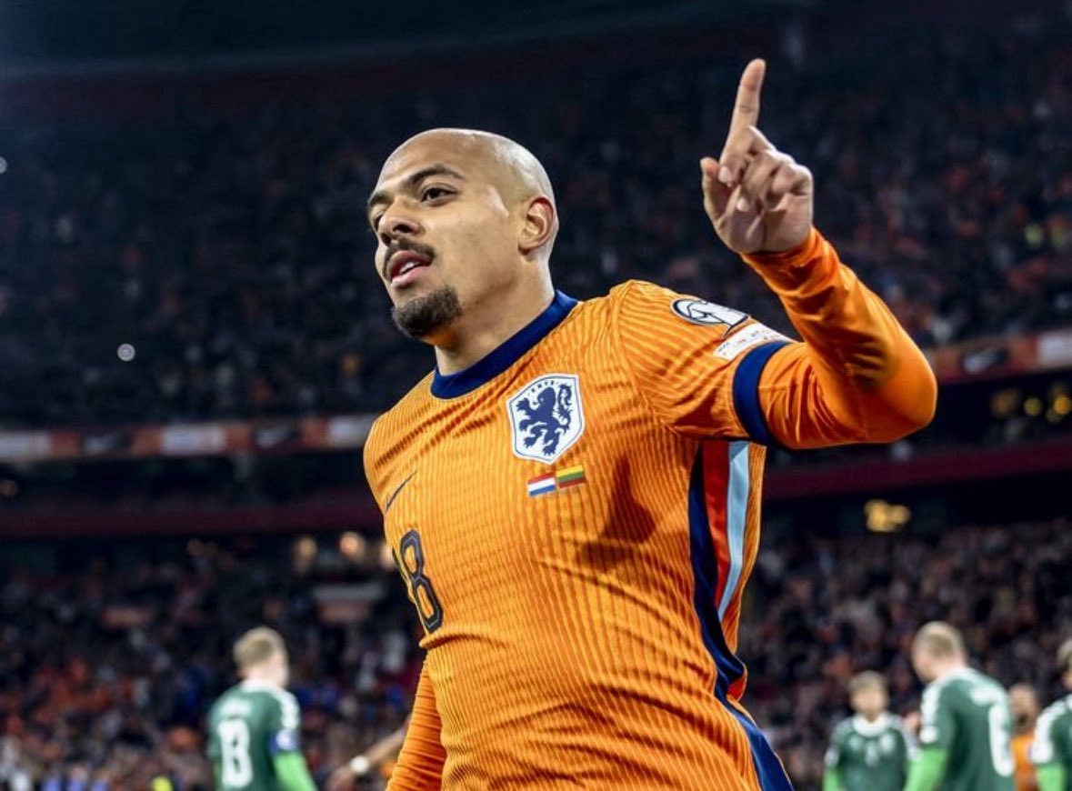 🚨🟡🔴 AS Roma remain optimistic also on Donyell Malen deal, negotiations well underway since yesterday. Director Massara returns from France today...