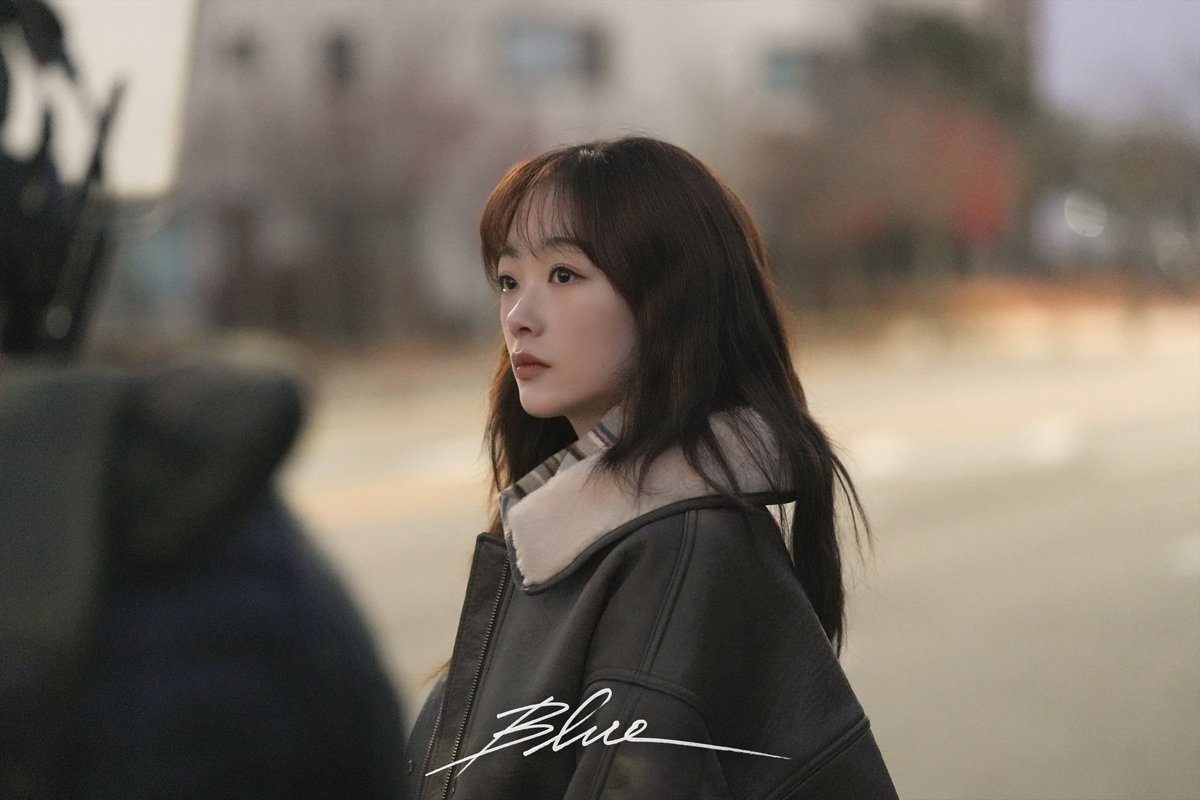 pledis_17's tweet image. 𝐃𝐊 X 𝐒𝐄𝐔𝐍𝐆𝐊𝐖𝐀𝐍
1st Mini Album ‘소야곡’

‘Blue’ Official MV (Cinema Ver.)
Behind the scenes

#DxS #도겸X승관
#소야곡 #Serenade
#Blue