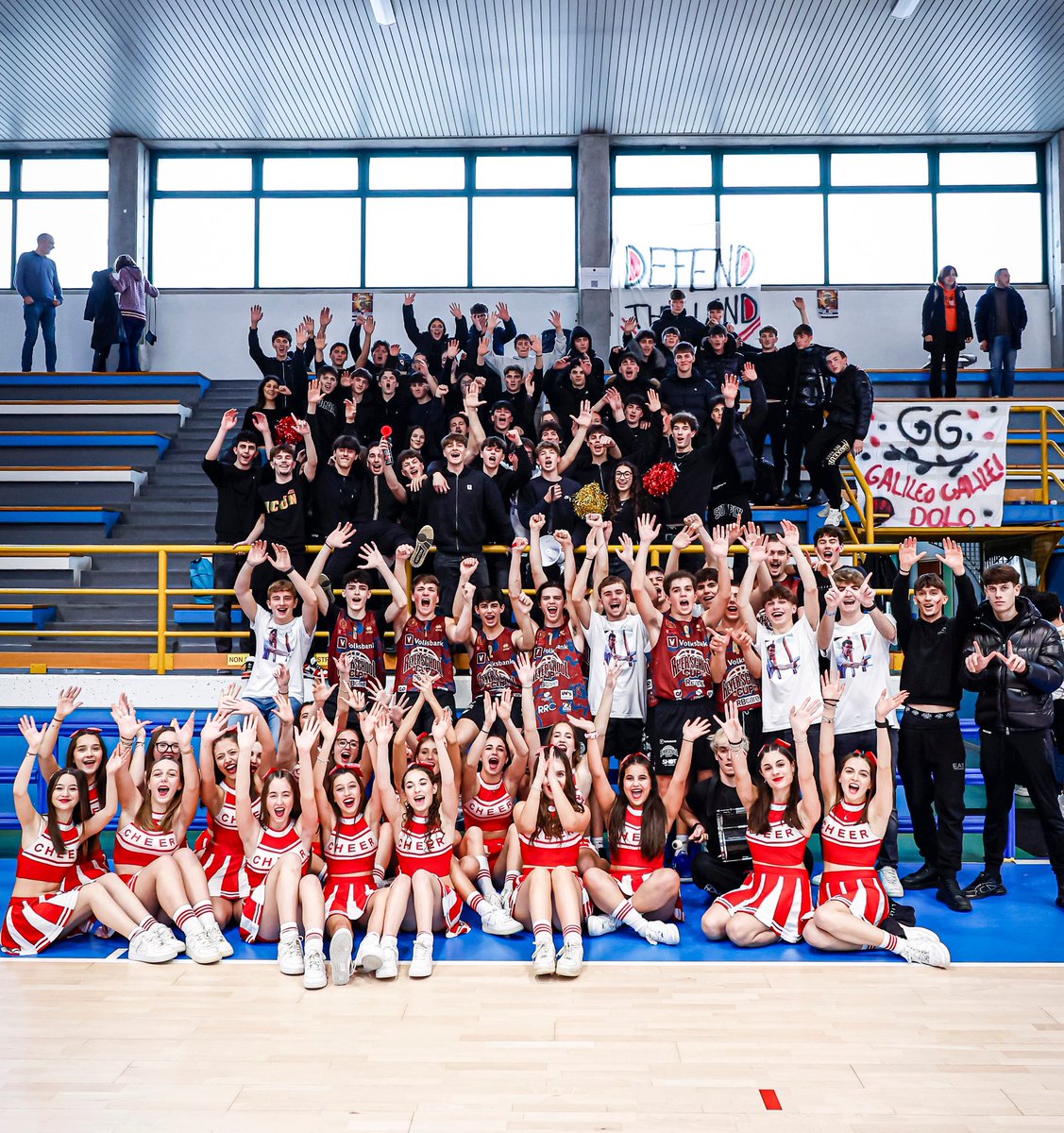 Liceo Galilei di Dolo vincitore della seconda tappa #CosmoGruppo della #volksbankreyerschoolcup.

Qualificati alla prossima fase anche i ragazzi del Levi-Ponti di Mirano.