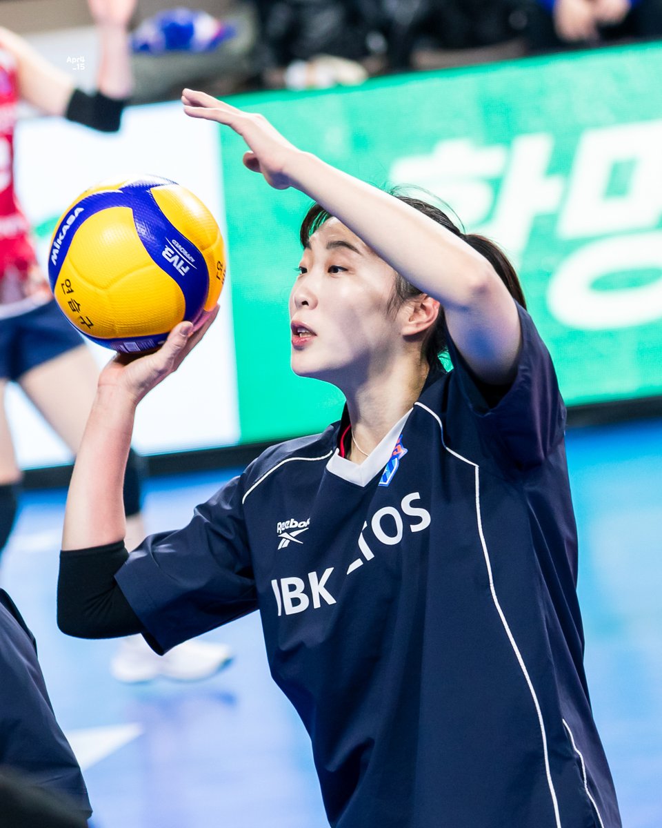 251228 화성실내체육관
공이 넘 땡땡했나 여러번 바꿨던 기억 ૮´•o •` ა
#황민경