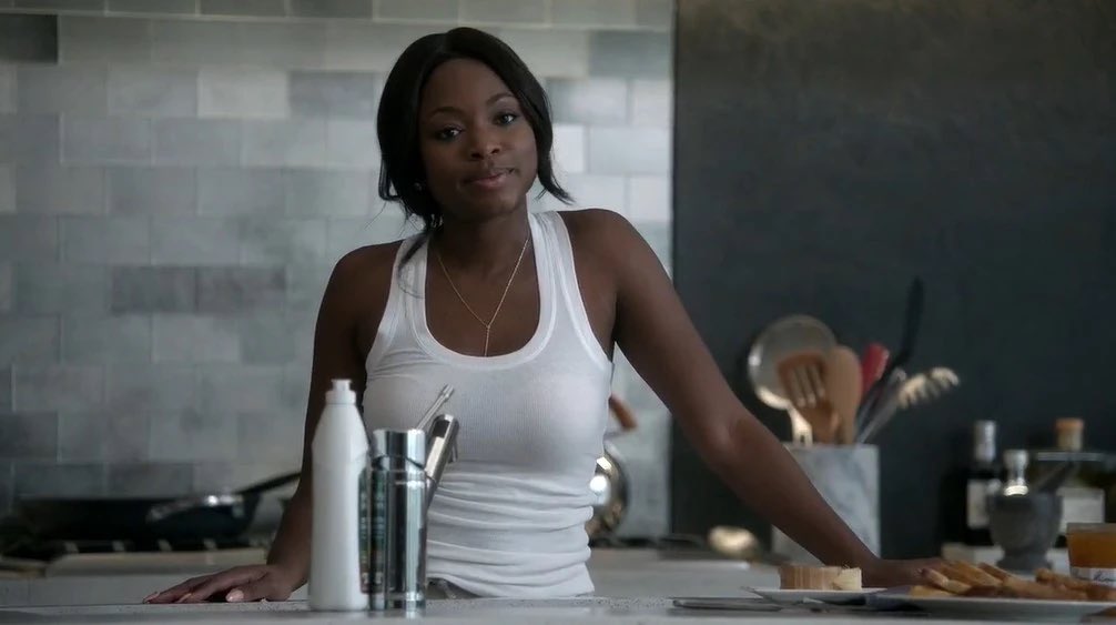 SerieFilmAfroUS's tweet image. Who is the worst mother? #RaisingKanan #Snowfall #Power