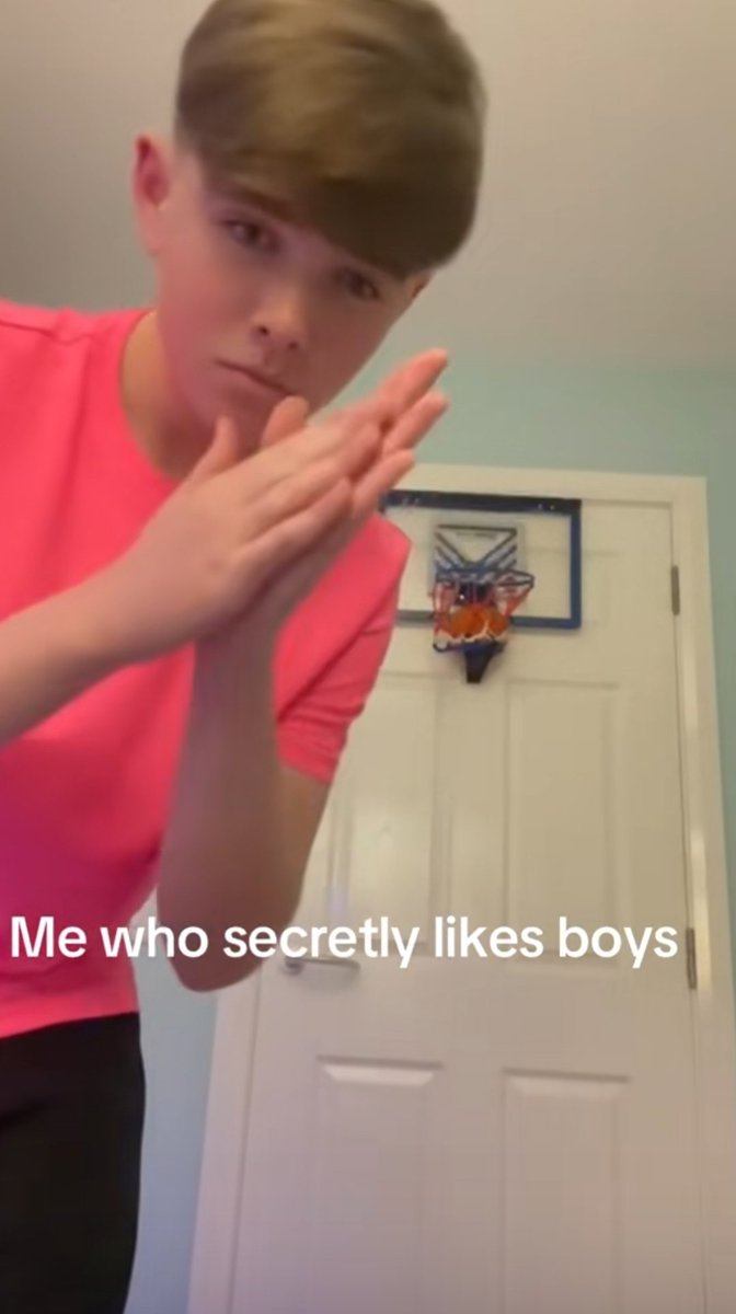 Secretpillar's tweet image. Going to weigh myself wish me luck guyss