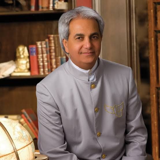 Yawedyn's tweet image. Druski's Mega church skit just described these two individuals right here