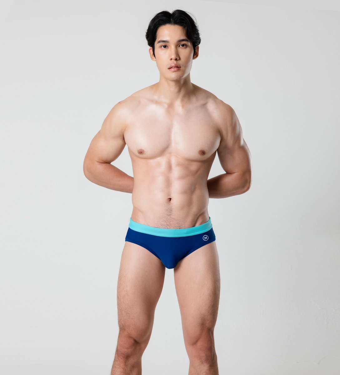 ใหม่ สีใหม่ กับ Noxx Swim Briefs สีน้ำเงิน Cobalt Blue ขอบเอวสีฟ้า

ช้อปในราคาลดพิเศษ MidMonth วันที่ 15 ม.ค. นี้เที่ยงคืนทาง LazMall/ Shopee/ LineOA: @noxxwear 

#noxxwear #noxxswimwear #noxxfan