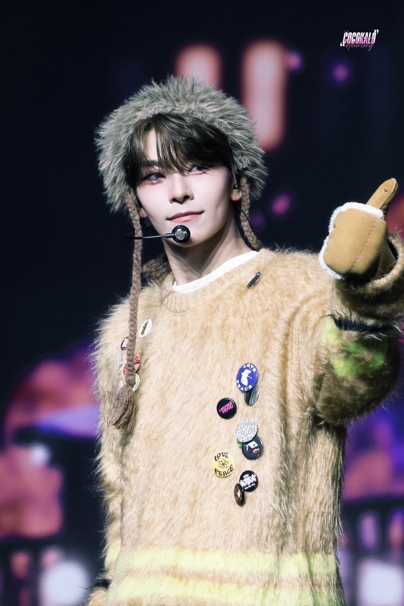 cocokalo0311's tweet image. 𝟐𝟔𝟎𝟏𝟏𝟑 𝐬𝐡𝐨𝐰𝐜𝐚𝐬𝐞

👋

#허씬롱 #XINLONG #鑫隆 #씬롱 
#シンロン  #ホーシンロン  
#ALD1     #ALPHADRIVEONE    
#알파드라이브원