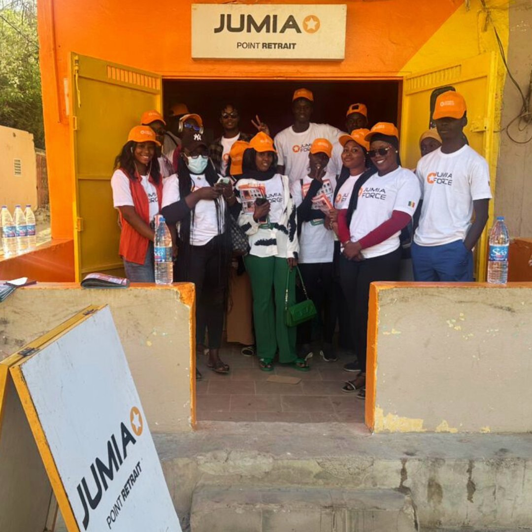JumiaSN's tweet photo. Reprise des activations #JForce à Tivaouane pour présenter les offres de déstockage.
Grâce à ces activations, les populations des zones rurales adoptent progressivement l’e-commerce, renforçant l’inclusion digitale et l’accès à des produits à prix accessibles.
@Jumia_Group https://t.co/a6kgceKQ7t