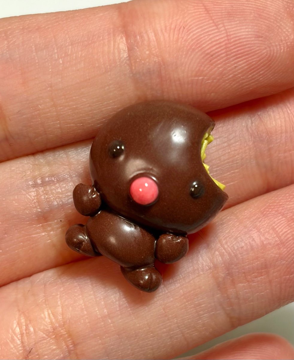 두바이쫀득두더지
특징:코가동그랗다